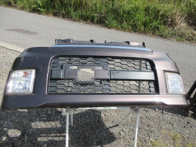 送料無料★ ダイハツ ムーヴカスタム L185S 52119-B2840 フロントバンパー 管番1025拍卖
