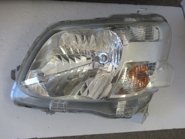 送料無料★ ダイハツ タント DBA-LA610S タイプL ICHIKOH 1880  左 へッドライト 管番1025プレ拍卖