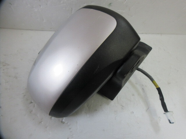 送料無料★ ダイハツ タント DBA-LA610S タイプL  色番T22 ドアミラー 右 7ピン 管番1025プレ拍卖