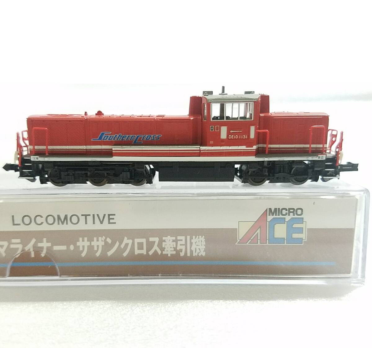 新品同様品マイクロエースDE10-1131パノラマライナー・サザンクロス牽引機A8704 (M)国鉄JR九州Nゲージ中型ディーゼル機関車MICRO ACE動力車拍卖