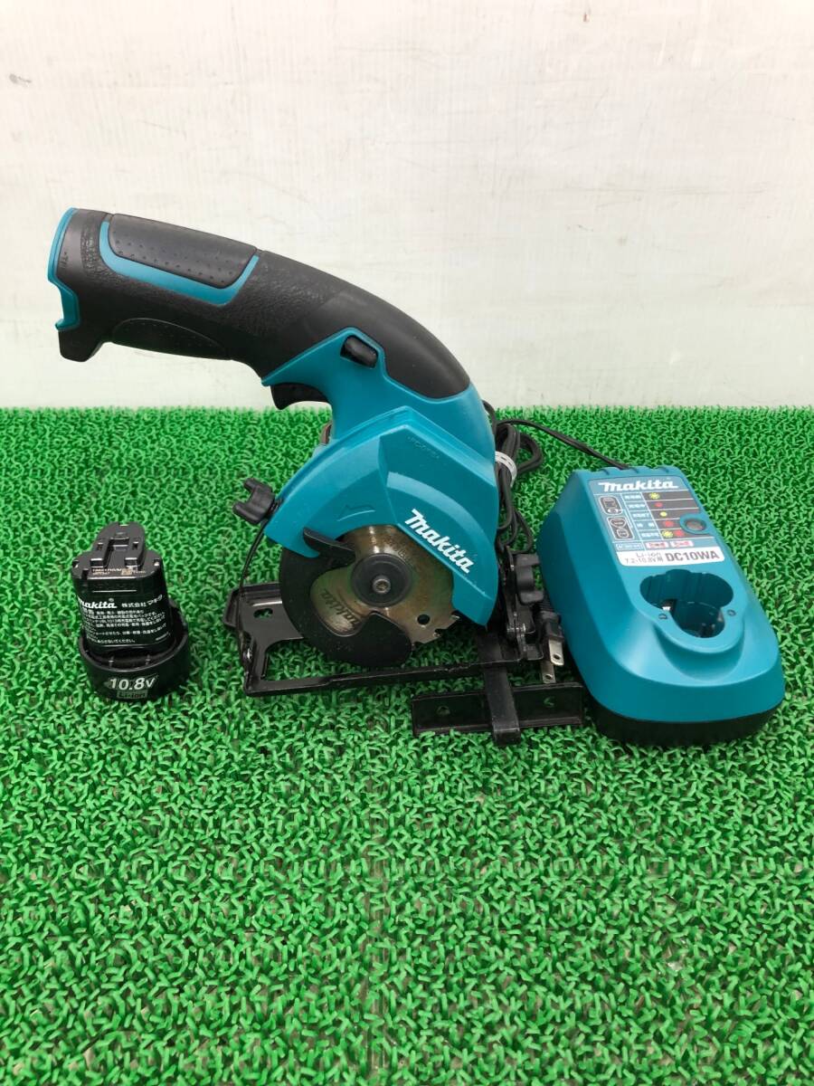 【中古品】★makita(マキタ) 85㎜10.8v充電式マルノコ 鉄板ベース(1.3Ahバッテリx1/充電器) HS300DW ITEAW1COALZ4拍卖