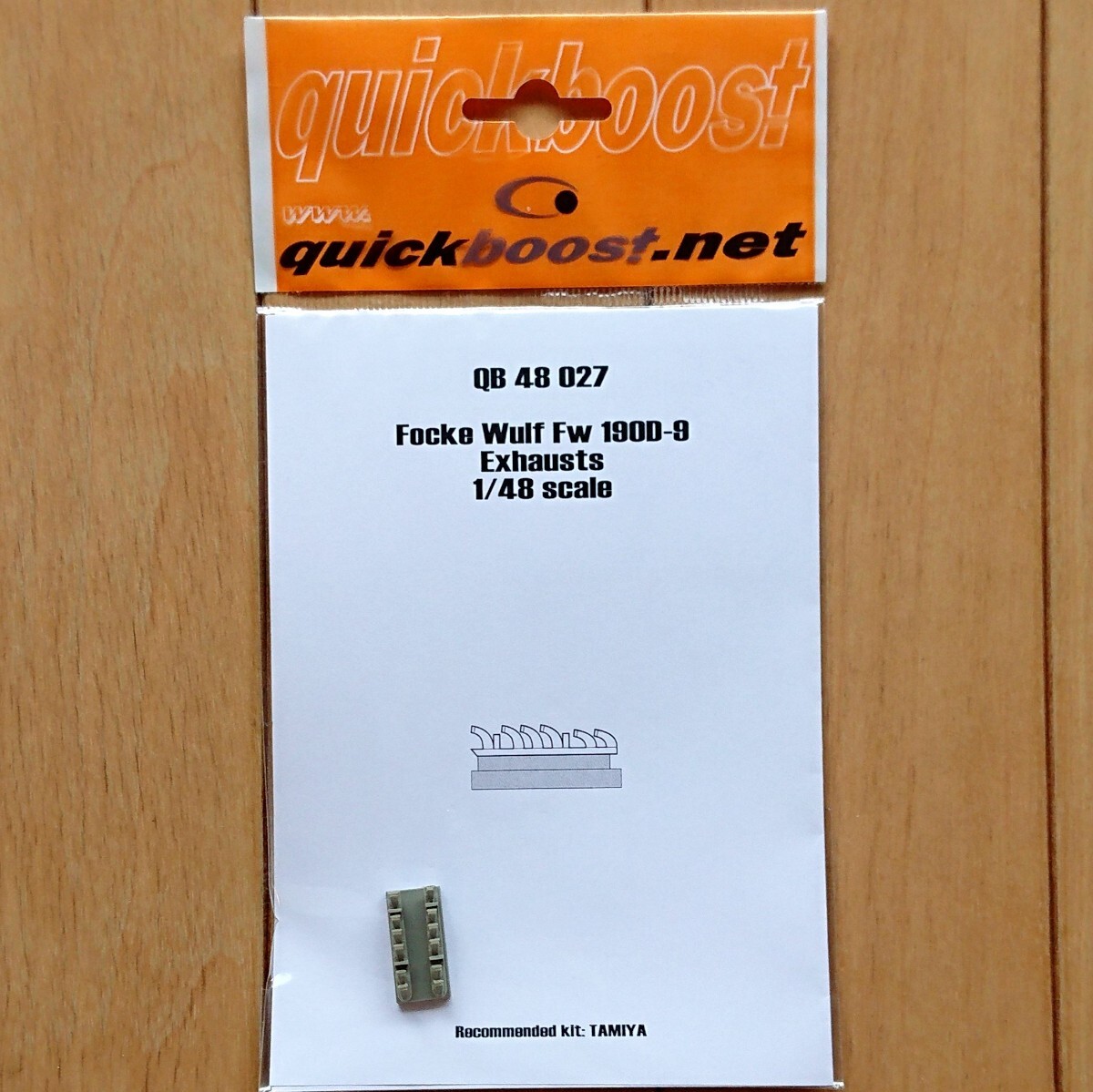 【新品、未開封】quickboost QB48-027 1/48 Focke Wulf フォッケウルフ Fw190D-9 Exhausts 排気管 レジン製 コンバージョンパーツ タミヤ用拍卖