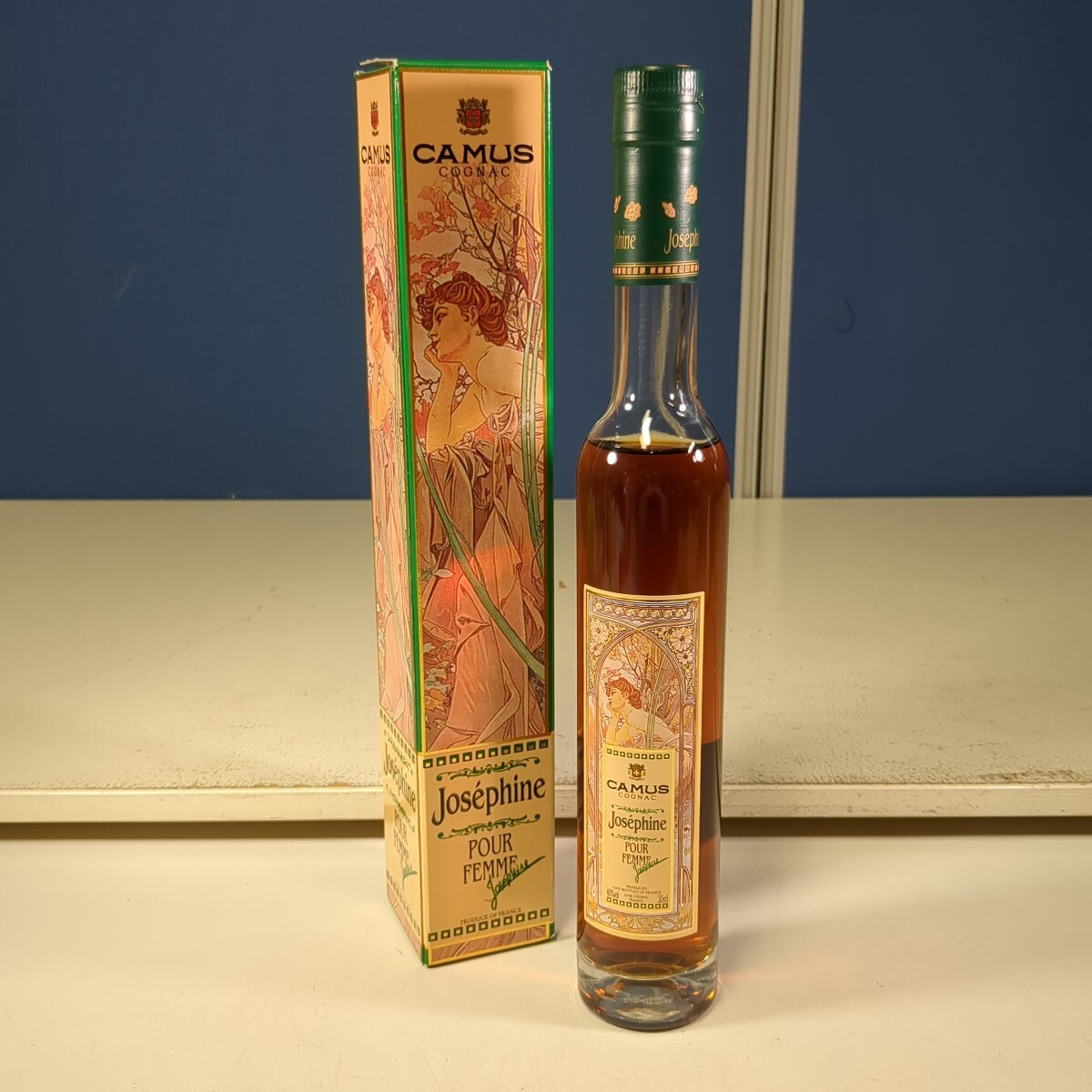 10209 カミュジョセフィーヌ 古酒 350ml 40度 ブランデー CAMUS 未開封拍卖