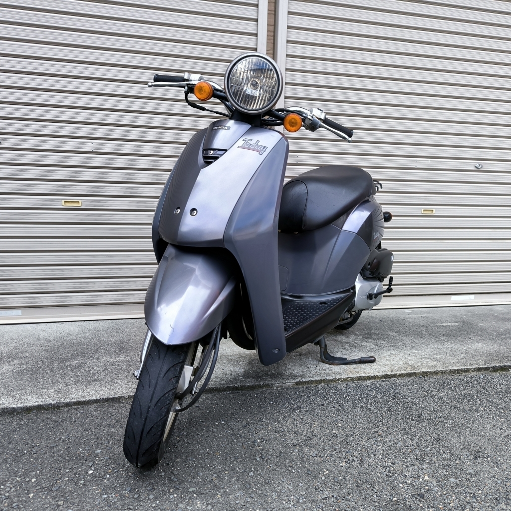 トゥデイ Today AF61 リアタイヤ新品 4スト 原付 バイク 大阪から拍卖