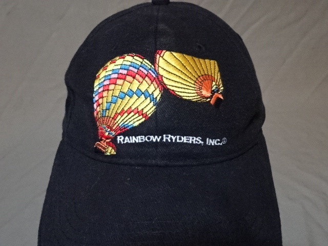 激レア USA購入 アメリカ企業モノ アリゾナ州 気球体験 運営【RAINBOW RYDERS】x カジノホテル【SANTA ANA STAR】ロゴ刺繍入りCAP 中古良品拍卖