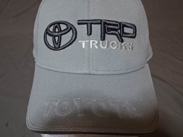 激レア USA購入 アメリカ企業モノ トヨタ【TOYOTA】トヨタ レーシング デベロップメント【TRD TRUCKS TOYOTA】ロゴ刺繍入りCAP 中古良品拍卖