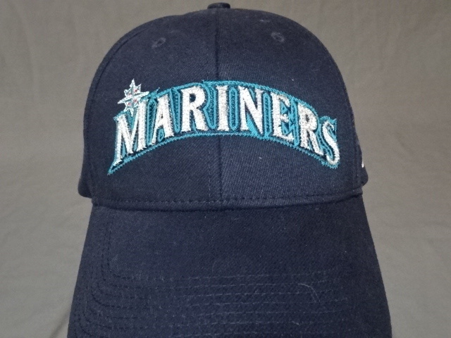 激レア USA購入 ナイキ【Nike】製 MLBメジャーリーグ シアトルマリナーズ 【Seattle Mariners】 ロゴ刺繍入り キャップ ネイビー 中古品拍卖