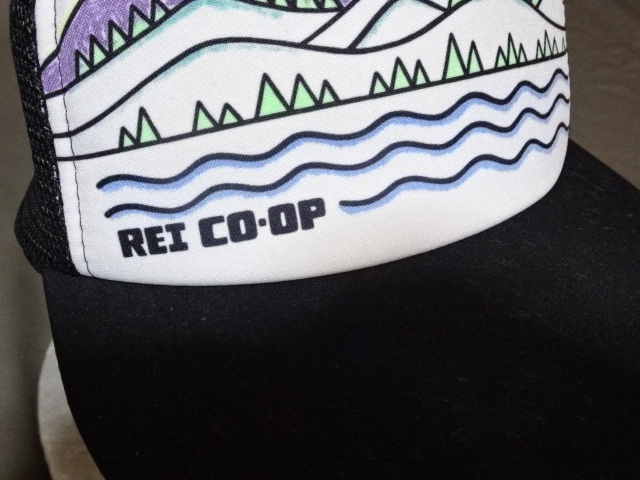 激レア USA購入 コロラド州 キャップ【Boco GEAR】製 シアトル アウトドア系ブランド【REI CO.OP】絵柄プリント入り メッシュCAP 中古良品拍卖