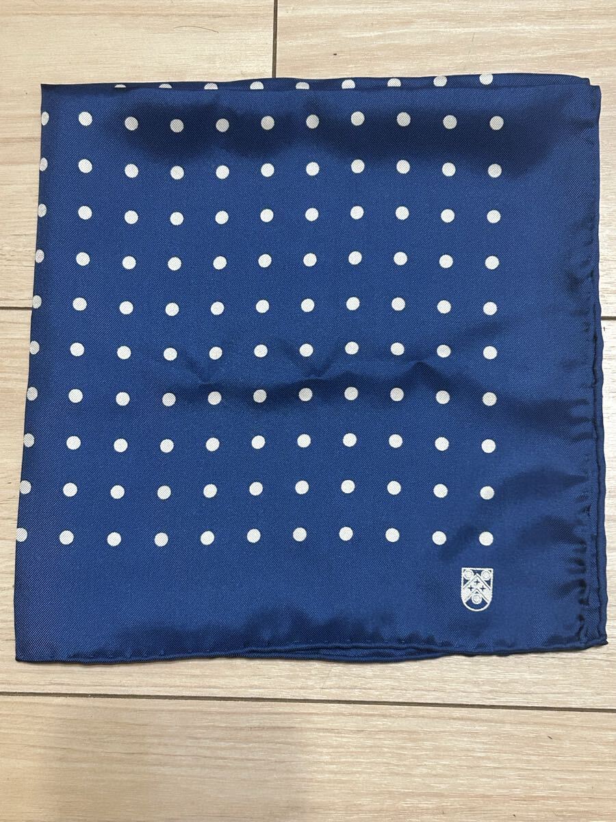 【未使用】JOHN COMFORT / ジョンコンフォート ポケットチーフ 英国生地 ブルー ドット シルク100%拍卖