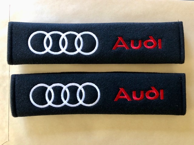 送料無料! さりげなく目立つ? Audi アウディロゴ シートベルトカバー A3 A4 S4 S5 RS3 RS4 SQ2 SQ3 S1 Q8拍卖