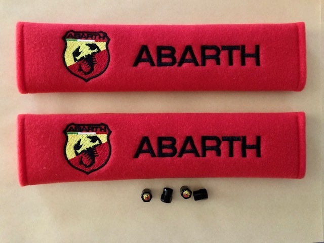 セット割引!送料無料!目立つ赤!アバルト ABARTH サソリロゴ シートベルトパッド&タイヤバルブキャップセット 595 695 124拍卖