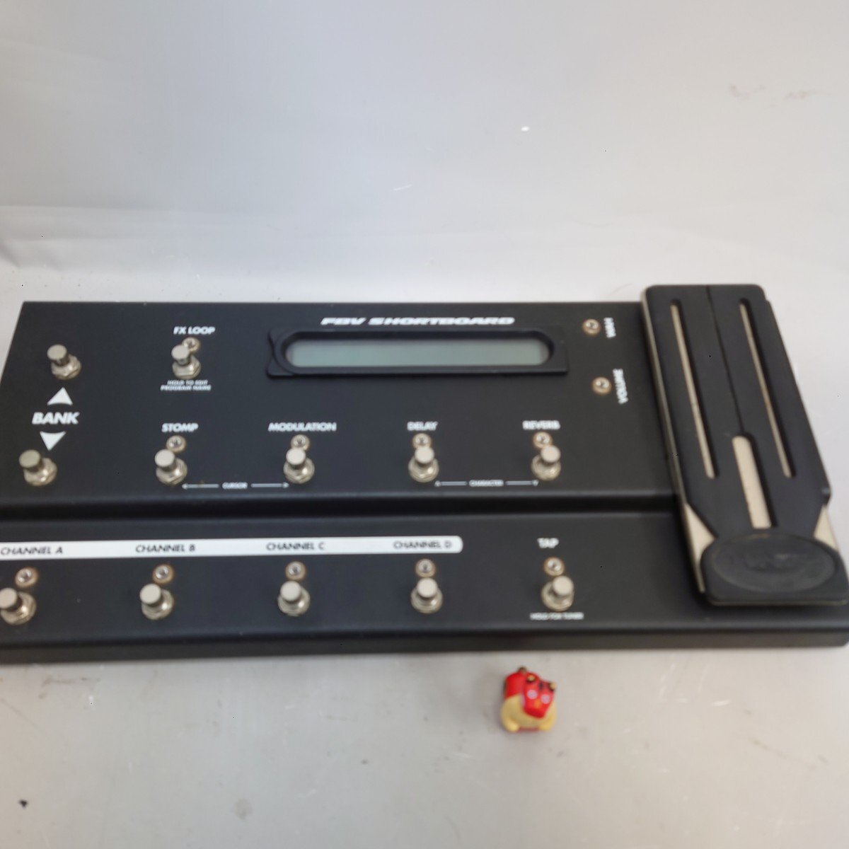 Line6 FBV Shortboard Foot Controller 動作品 本体のみ ライン6 マルチエフェクター コントローラー(z-2321)拍卖