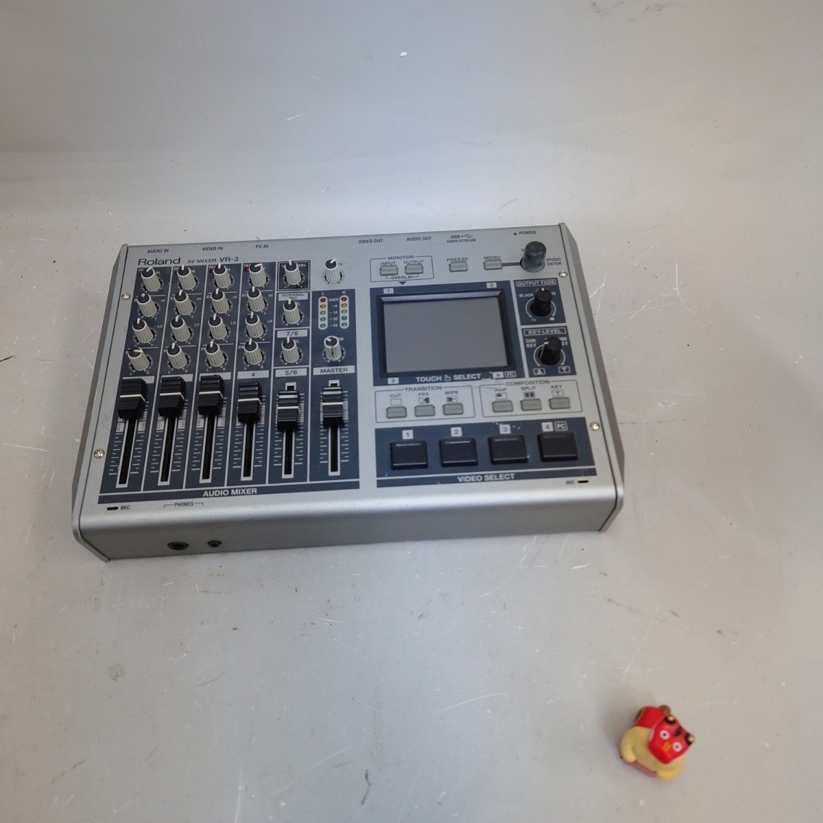 Roland VR-3 動作品 本体のみ AVミキサー ビデオスイッチャー オーディオミキサー ローランド(z-2332)拍卖