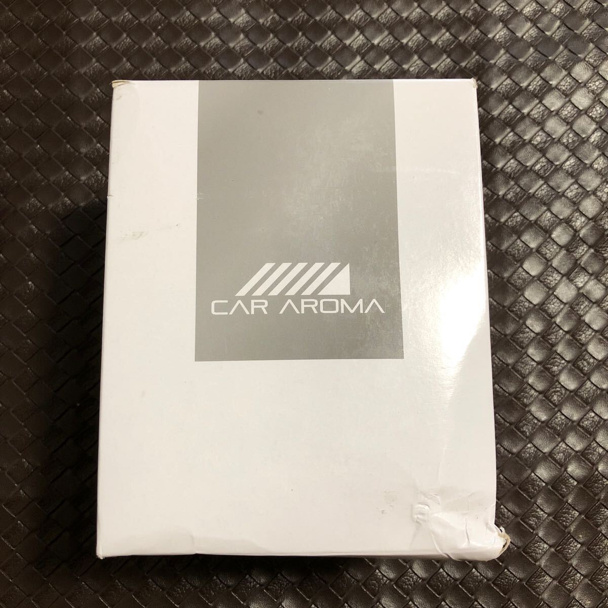 51024UPG2200 送料無料 アルパイン カーアロマ AROMA1 ALPINE シルバー 開封品 未使用 アロマディフューザー パッケージ不良あり 新品拍卖