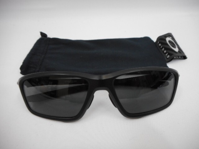 81 送60サ 1102YD06 OAKLEY CROSSLINK ZERO オークリー サングラス OX8080-0758 スポーツ ブラック 中古品拍卖