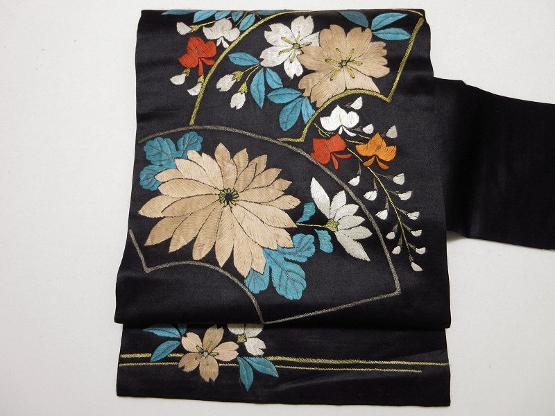 ドークブア■アンティーク 九寸名古屋帯 黒繻子 手刺繍 桜に菊 極上の逸品 A04拍卖