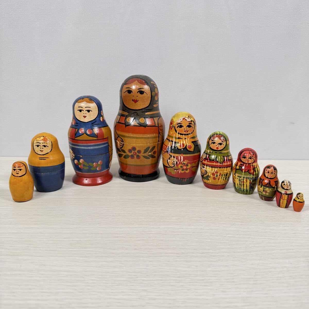 ヴィンテージ マトリョーシカ ロシア民芸 木製 こけし風 入れ子人形 手描き 着せ替え人形 2セット s6e拍卖