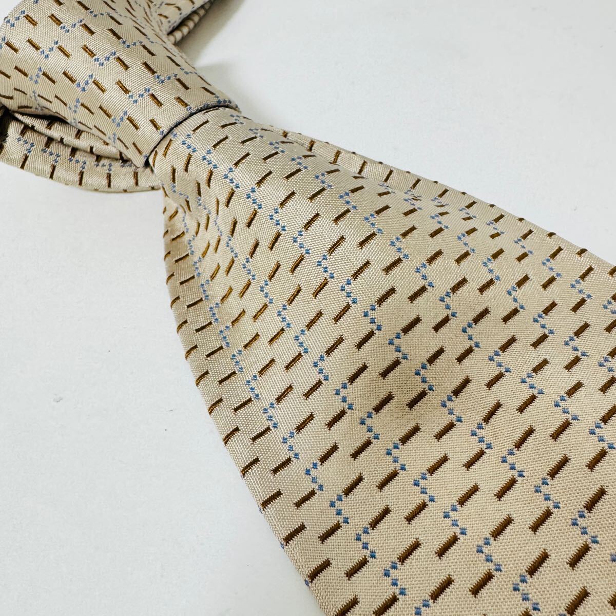 dunhill ダンヒル ネクタイ シルク100% 英国製 ベージュ系 総柄 メンズ ビジネス フォーマル 147cm×10cm Q34拍卖