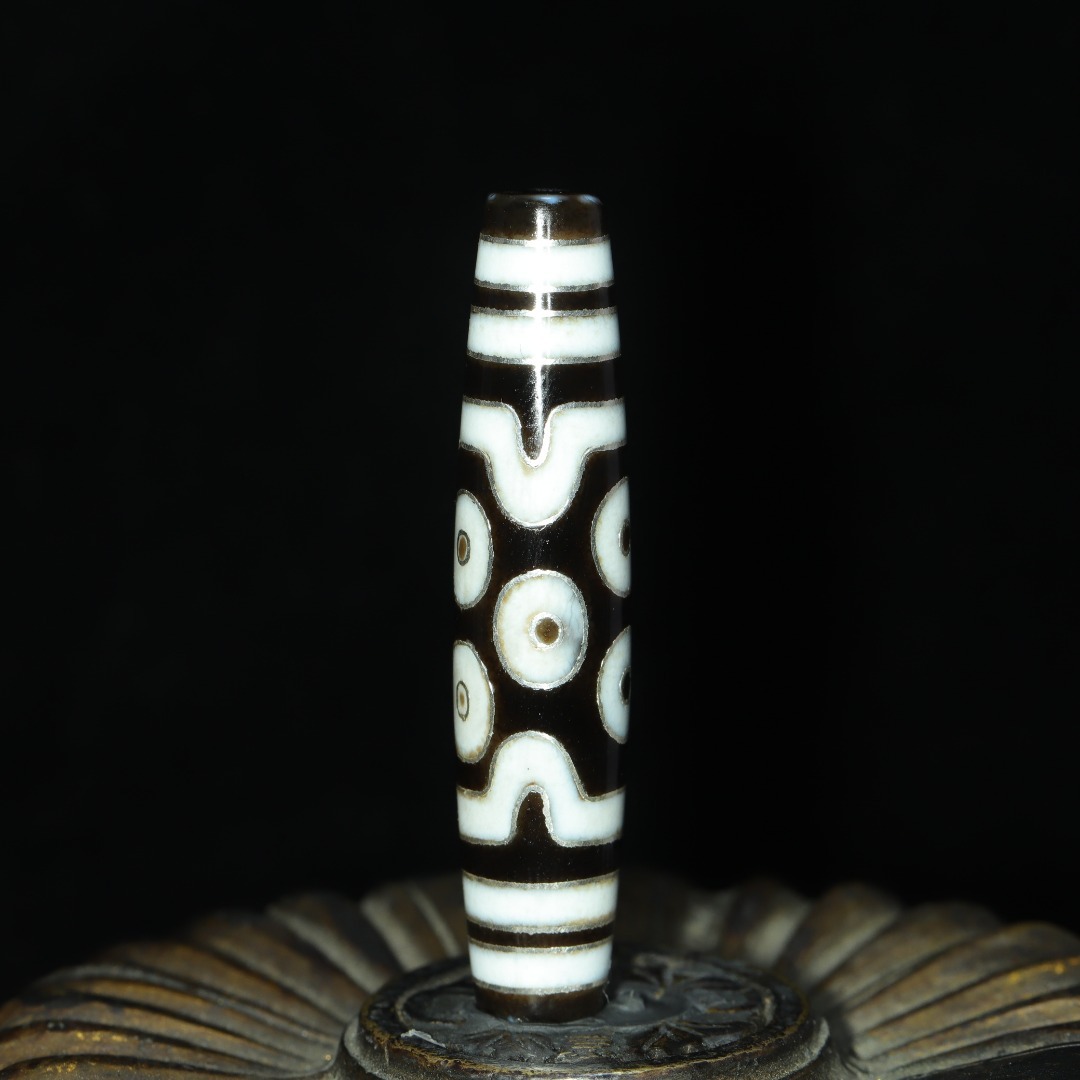 館蔵 七眼天珠 風水開運 自然風化 高油 根付 古董品 時代物 賞物 貴重 稀少珍品 中国古美術 古美味 蔵出拍卖