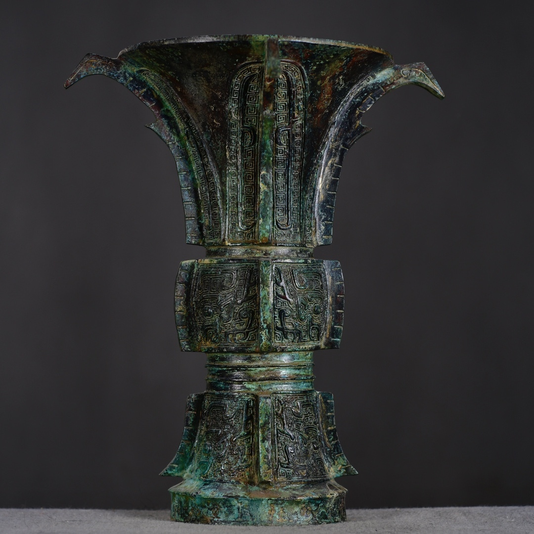 館蔵 漢代 青銅器 花觚 古董品 時代物 賞物 貴重 稀少珍品 中国古美術 古美味 蔵出拍卖