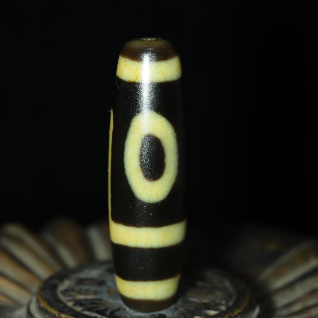 館蔵 兩眼天珠 風水開運 自然風化 高油 根付 古董品 時代物 賞物 貴重 稀少珍品 中国古美術 古美味 蔵出拍卖
