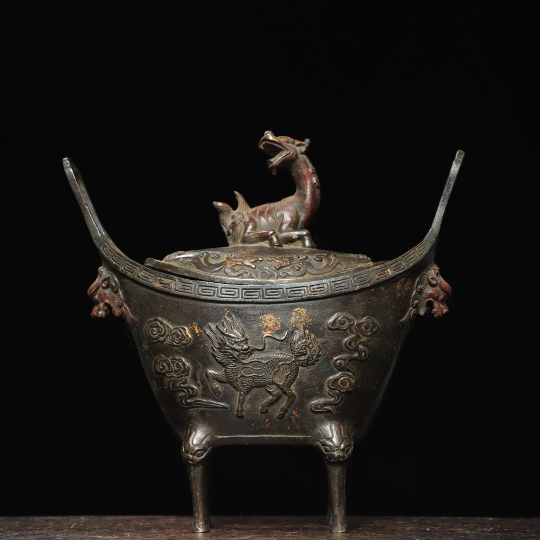 館蔵 古銅彫 拓金 麒麟 元寶 熏香炉 古董品 時代物 賞物 貴重 稀少珍品 中国古美術 古美味 蔵出拍卖