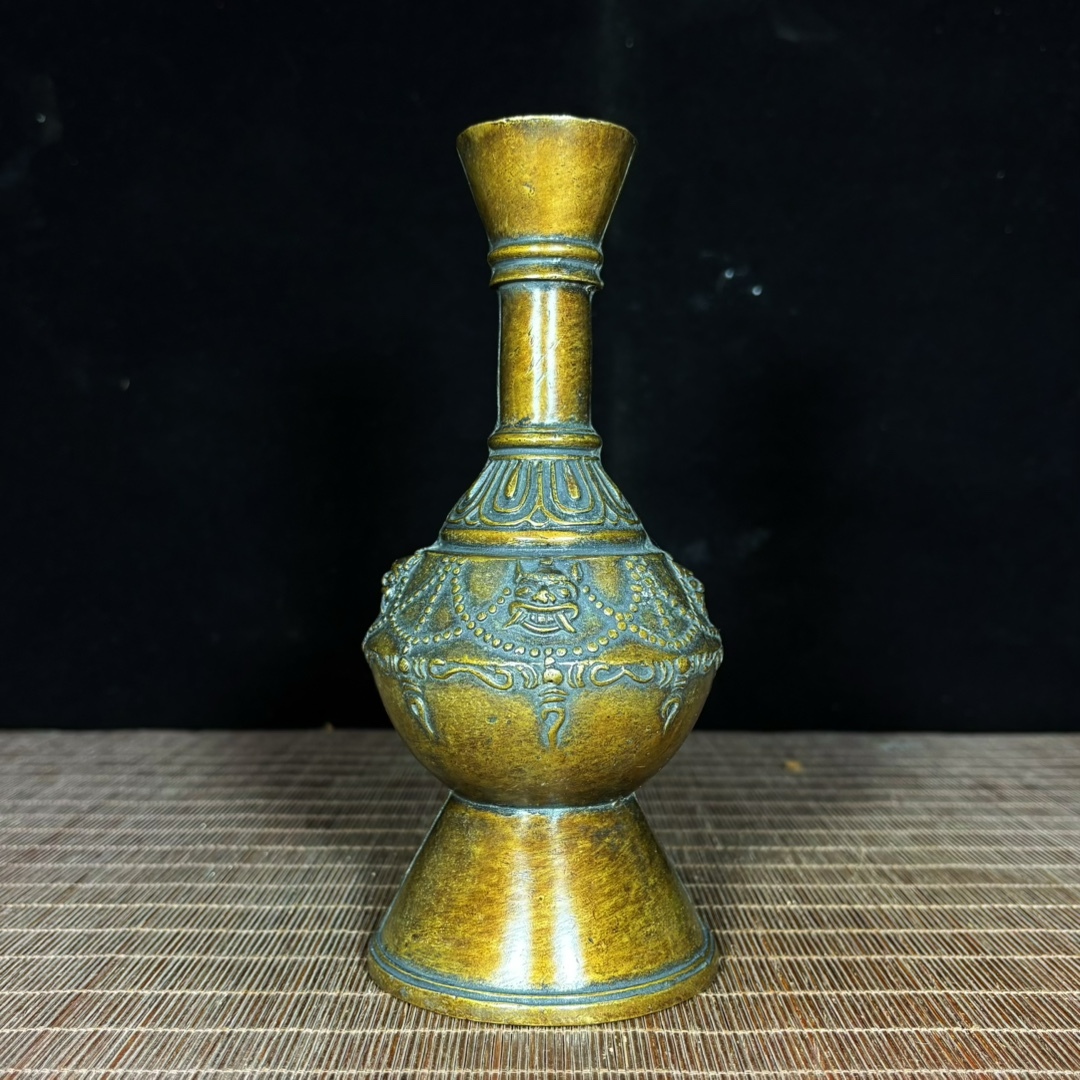 館蔵 古銅彫 獣面 花瓶 古董品 時代物 賞物 貴重 稀少珍品 中国古美術 古美味 蔵出拍卖