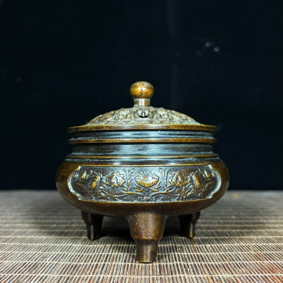 館蔵 古銅彫 蓮紋 如意 三足香炉 古董品 時代物 賞物 貴重 稀少珍品 中国古美術 古美味 蔵出拍卖