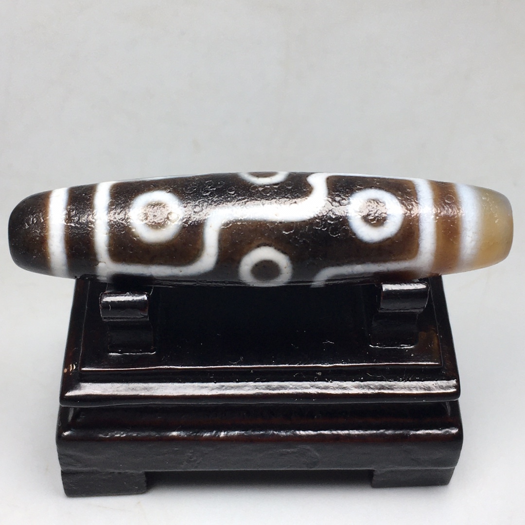 館蔵 九眼天珠 風水開運 自然風化 高油 根付 古董品 時代物 賞物 貴重 稀少珍品 中国古美術 古美味 蔵出拍卖