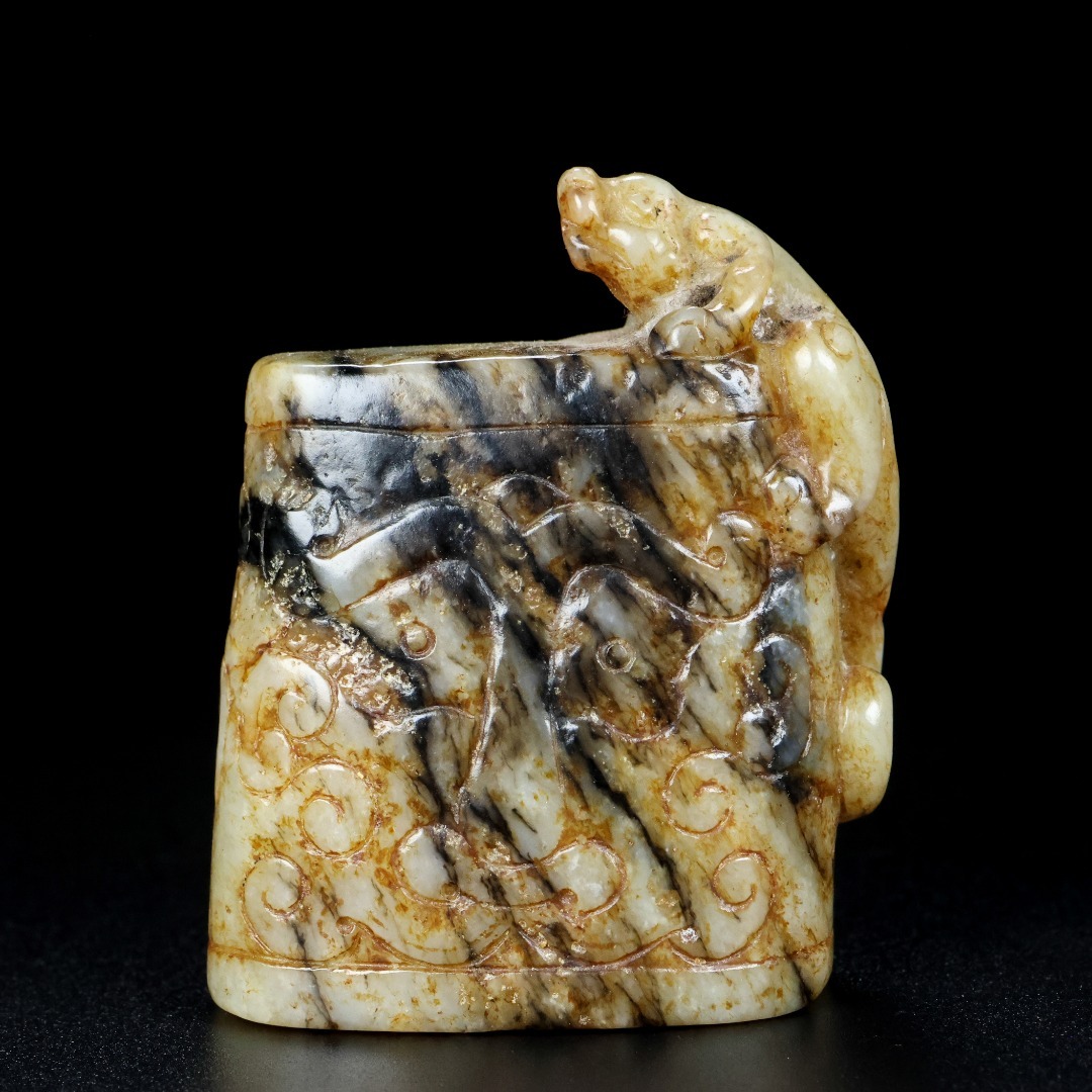 館蔵 和田玉彫 龍 古董品 時代物 賞物 貴重 稀少珍品 中国古美術 古美味 蔵出拍卖