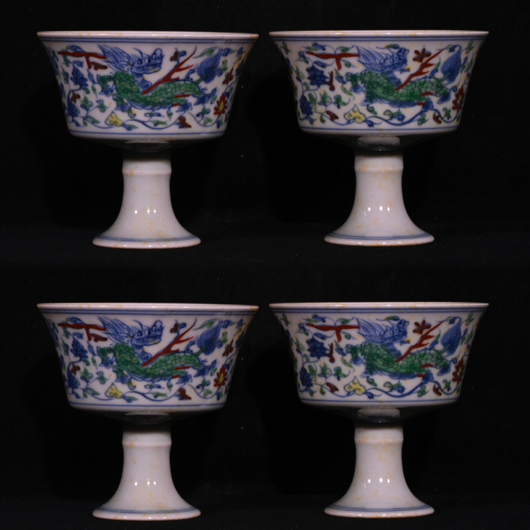 館蔵 明代 成化 斗彩 麒麟紋 高足杯 古陶瓷品 陶藝 古董品 時代物 賞物 貴重 稀少珍品 中国古美術 古美味 蔵出拍卖
