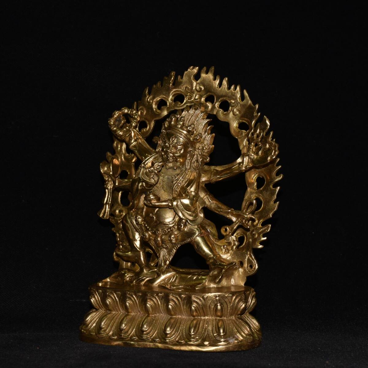 館蔵 古銅彫 背光 大黑天 財神 仏像 古董品 時代物 賞物 貴重 稀少珍品 中国古美術 古美味 蔵出拍卖