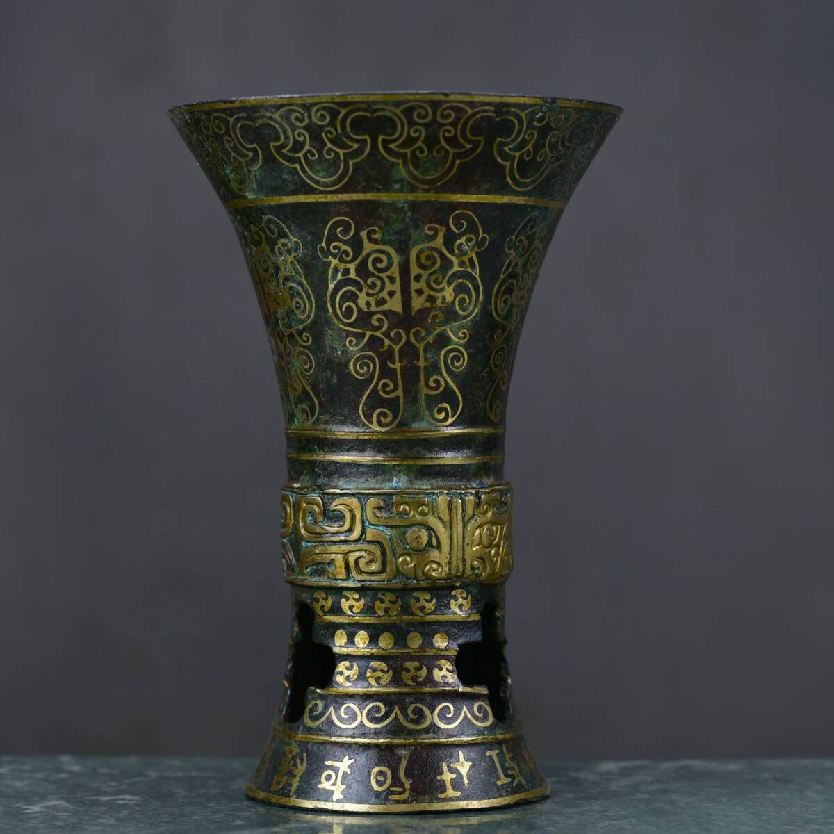 館蔵 漢代 青銅器 錯金 花觚 古董品 時代物 賞物 貴重 稀少珍品 中国古美術 古美味 蔵出拍卖