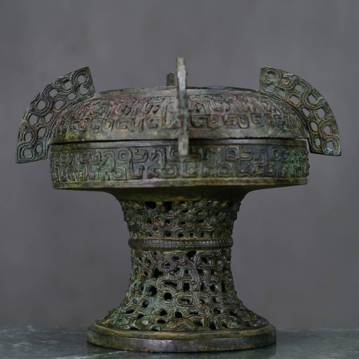 館蔵 漢代 青銅器 豆 時代物 古置品 賞物 貴重 稀少珍品 中国古美術 古美味 蔵出拍卖