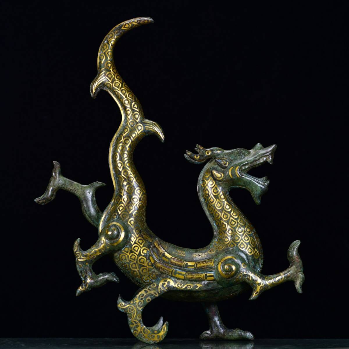 館蔵 戰漢 青銅器 錯金 龍 古董品 時代物 賞物 貴重 稀少珍品 中国古美術 古美味 蔵出拍卖