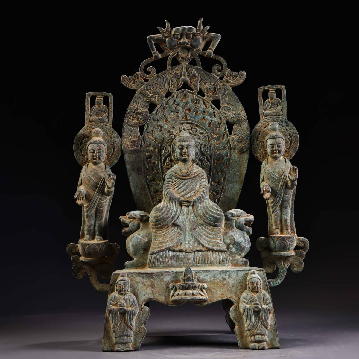 館蔵 古銅彫 青銅 釋迦牟尼 仏像 古董品 時代物 賞物 貴重 稀少珍品 中国古美術 古美味 蔵出拍卖