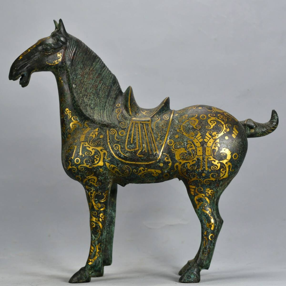 館蔵 戰漢 青銅器 錯金 馬 古董品 時代物 賞物 貴重 稀少珍品 中国古美術 古美味 蔵出拍卖