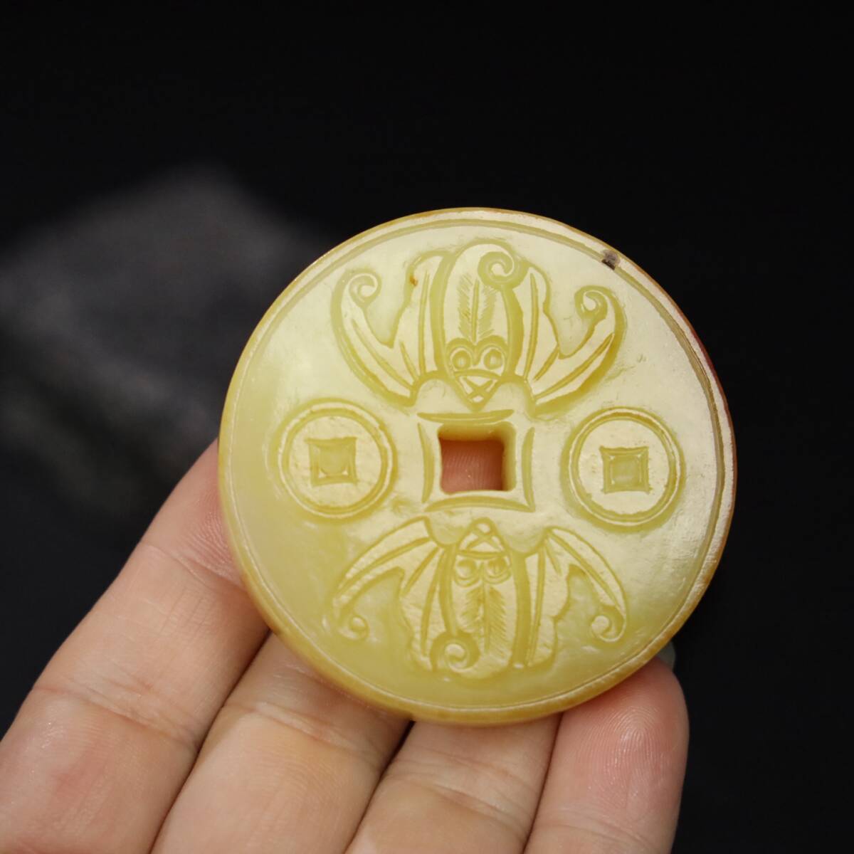 館蔵 和田玉彫 福在眼前 玉珮 吊墜 古董品 時代物 賞物 貴重 稀少珍品 中国古美術 古美味 蔵出拍卖