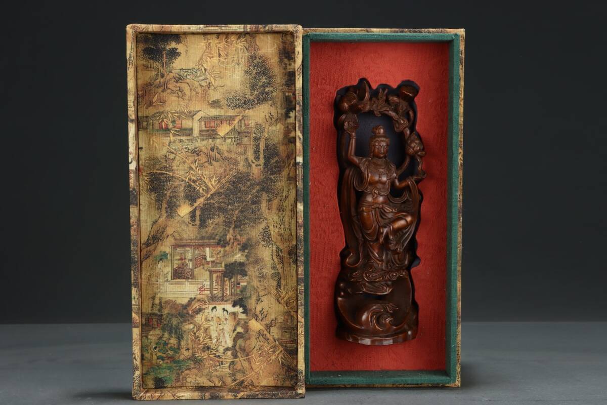 館蔵 黄楊木彫 美女 擺件 古董品 時代物 賞物 貴重 稀少珍品 中国古美術 古美味 蔵出拍卖
