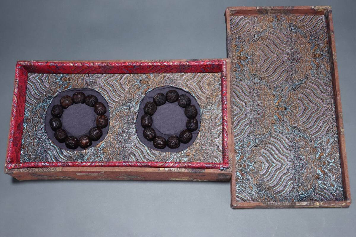 館蔵 沈香木彫 仏珠 手串 時代物 古置品 賞物 貴重 稀少珍品 中国古美術 古美味 蔵出拍卖