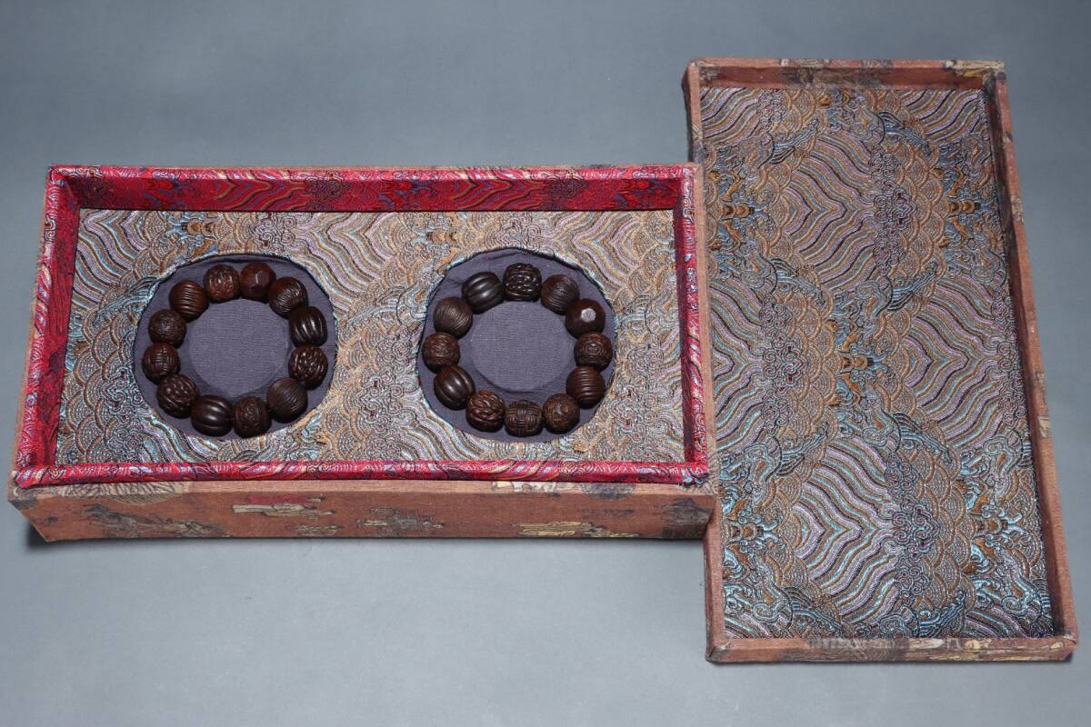 館蔵 沈香木彫 仏珠 手串 多寶 時代物 古置品 賞物 貴重 稀少珍品 中国古美術 古美味 蔵出拍卖