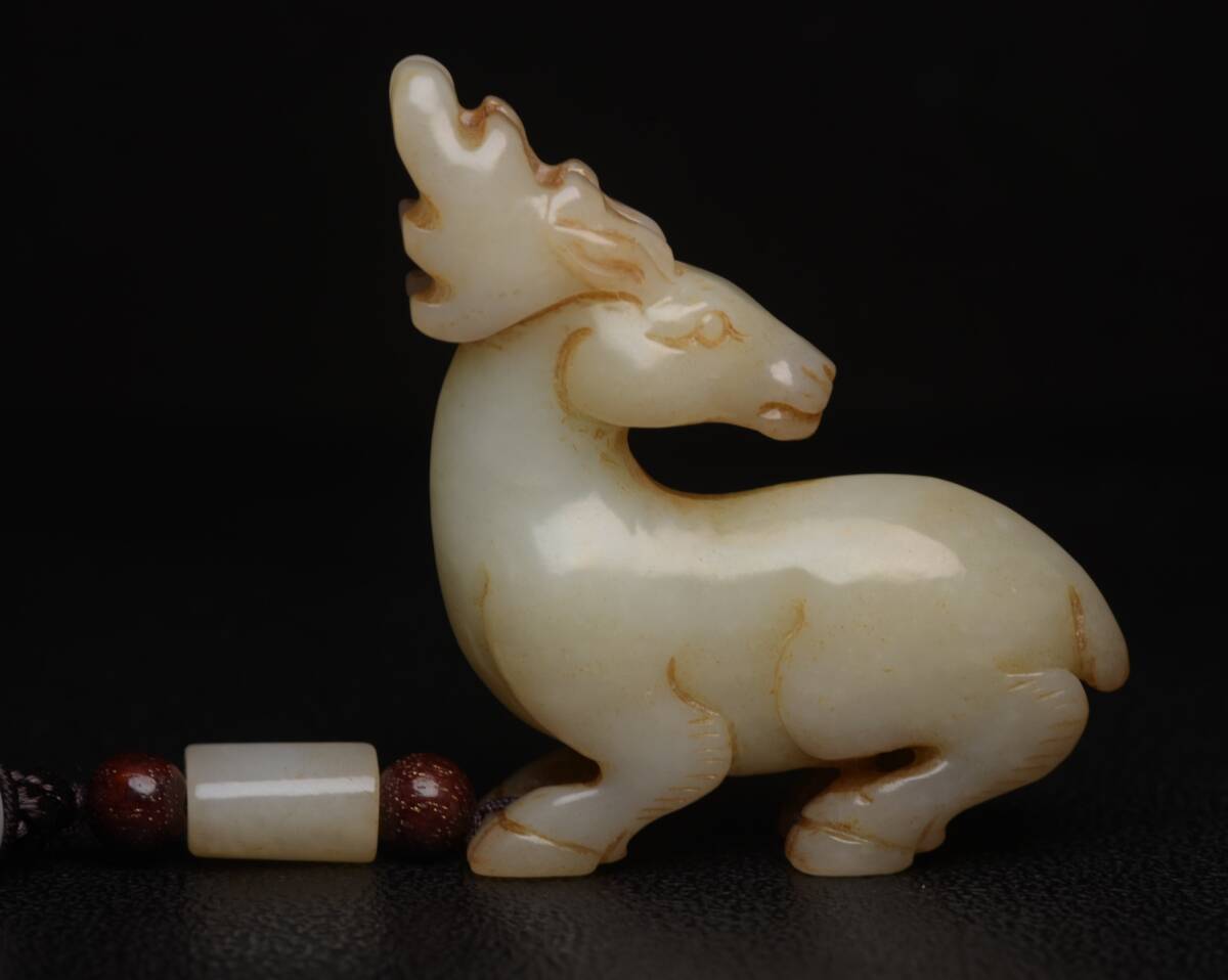 館蔵 和田玉彫 鹿 古董品 時代物 賞物 貴重 稀少珍品 中国古美術 古美味 蔵出拍卖