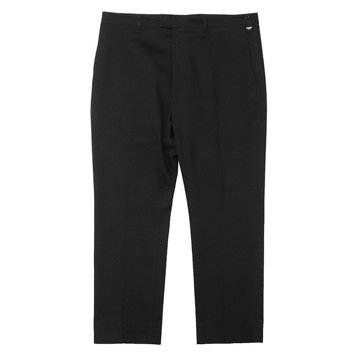 SALE【美品】FENDI フェンディ パンツ テーパーシルエット 20年製 ロゴ 刺繍 スラックス ストレッチ コットンツイル レディース 54 黒 伊製拍卖