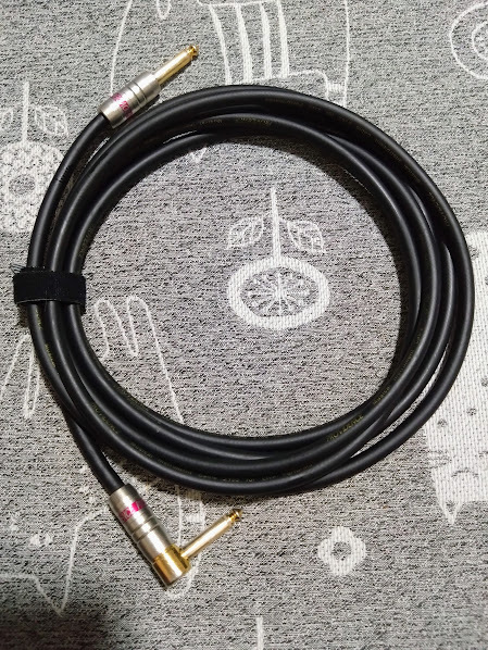 PROVIDENCE Z102 Livewizard PREMIUM LINK GUITAR CABLE 3.0m S-L拍卖