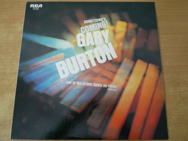 L9-187<LP/美盤>ゲイリー・バートンとジム・ホール / サムシングズ・カミング拍卖