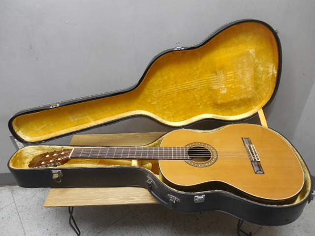 Fina・フィナ・FAC-604・クラッシックギター / ハードケースつき拍卖