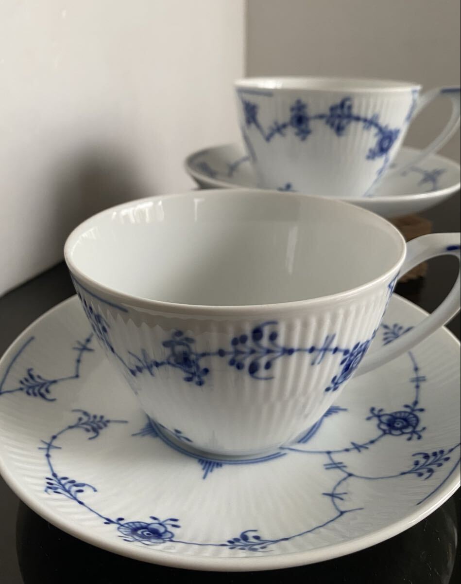 新品未使用品◆ロイヤル コペンハーゲン ROYAL COPENHAGEN ラージ大きめ ブルーフルーテッド プレイン カップ&ソーサー 2客セット ペア 拍卖
