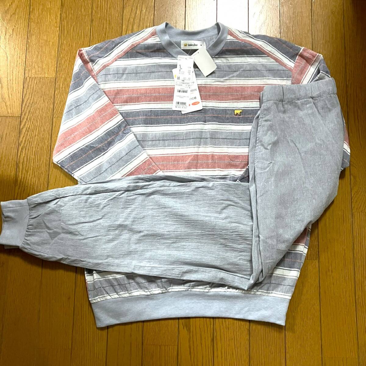 新品 タグ付き ゴールデンベア 長袖 パジャマ 上下セット ボーダー柄 グレー 綿100% メンズMサイズ ポケットあり らくらく仕様拍卖