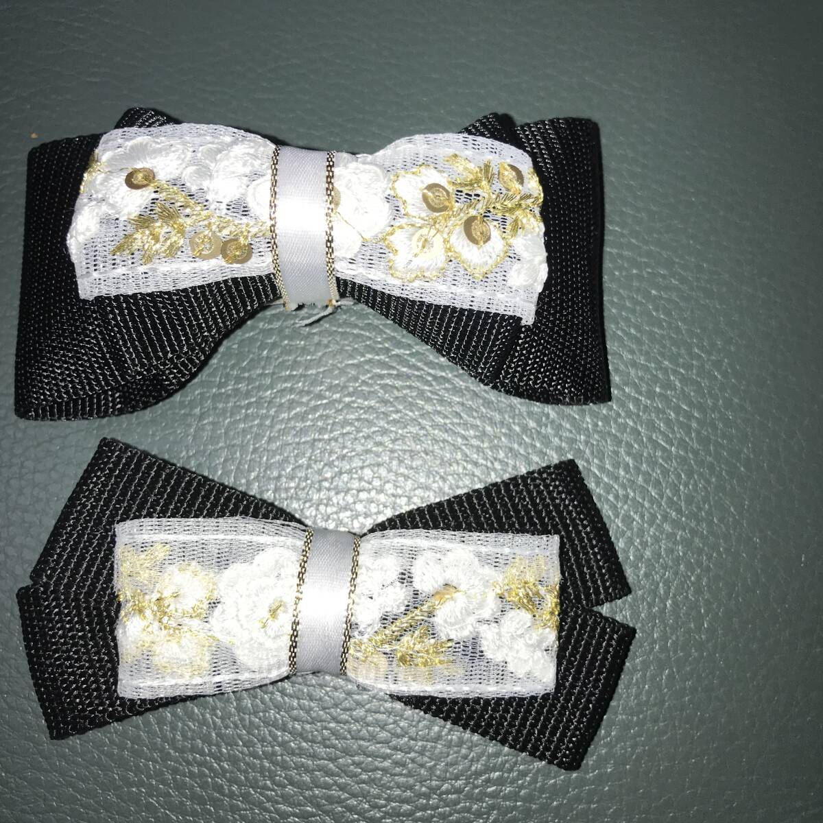 ハンドメイド リボン バレッタ インド刺繍  2点セット 拍卖