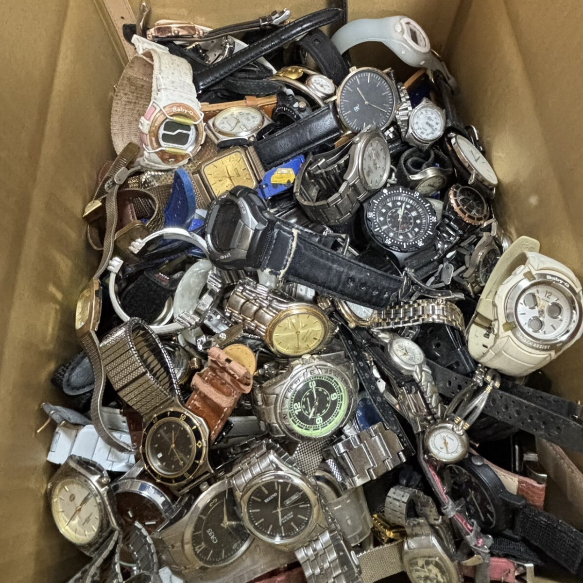 1円スタート ブランド時計含む まとめ大量 約8.5kg RADO CITIZEN SEIKO大量ジャンク時計等 可動品複数あり ヴィンテージ ui1024-1拍卖